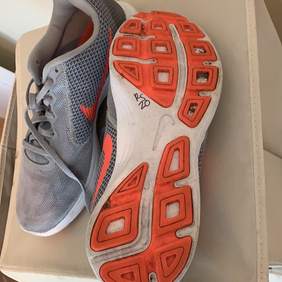 Nike running shoes - Picture 6 of 7